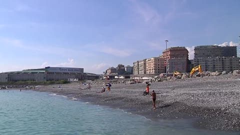 Spiagge Libere Il Piano Non Decolla E Scatta Il Bagno Nel